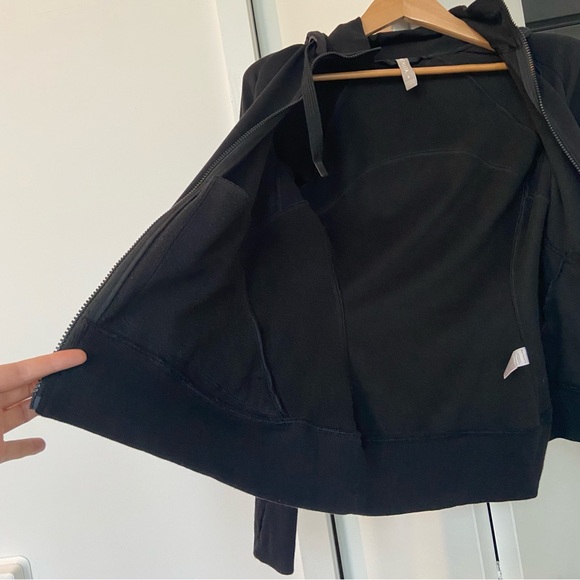 Athleta - Triumph Hoodie - Black - Size Small - Excellent - Picture 10 of 17